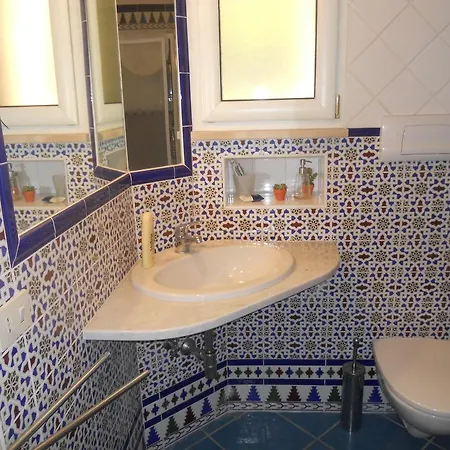 Holiday home Grotta Azzurra